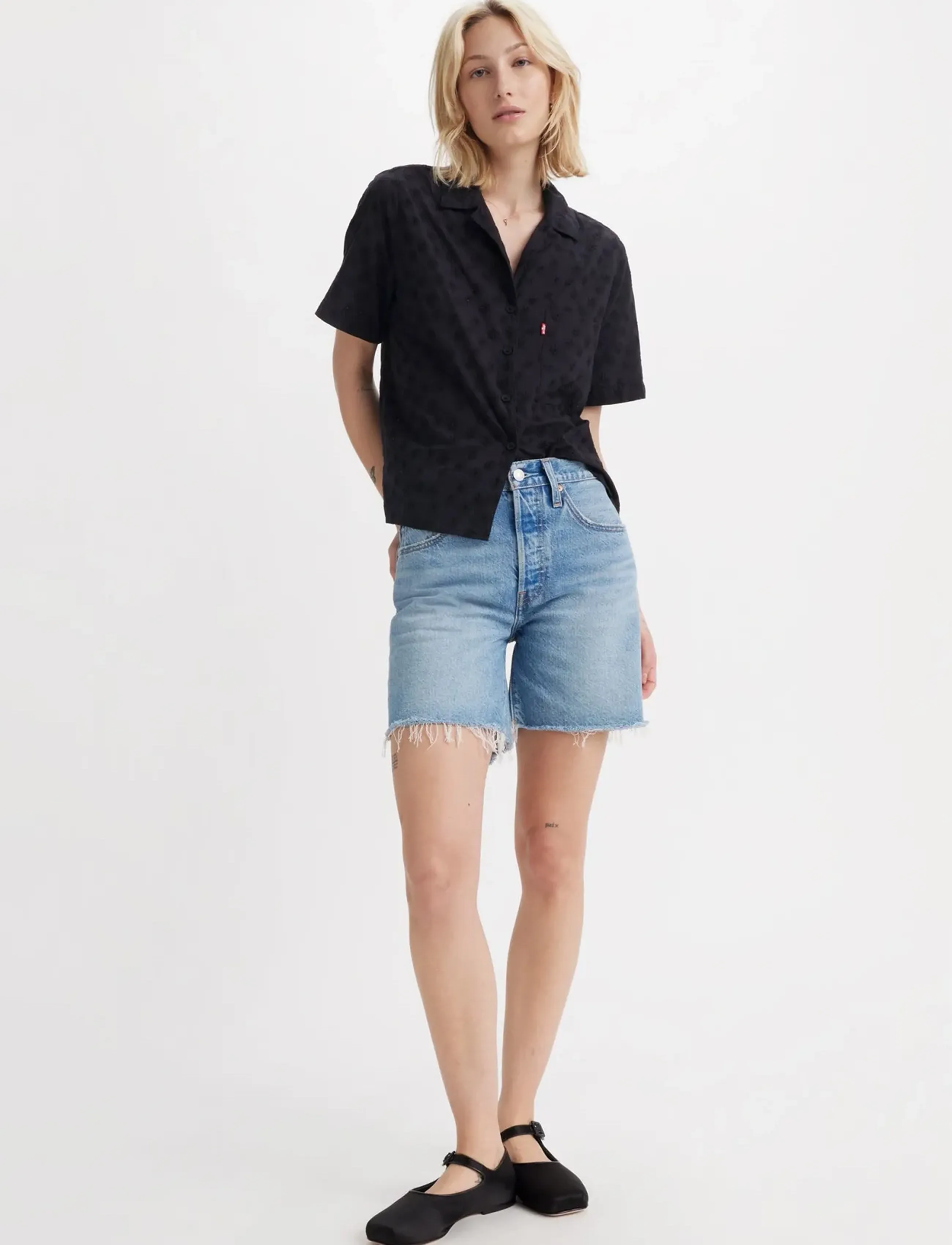 Levi's® - 501 MID THIGH SHORT LW FUN FLA - jeansshorts - light indigo - worn in - 0