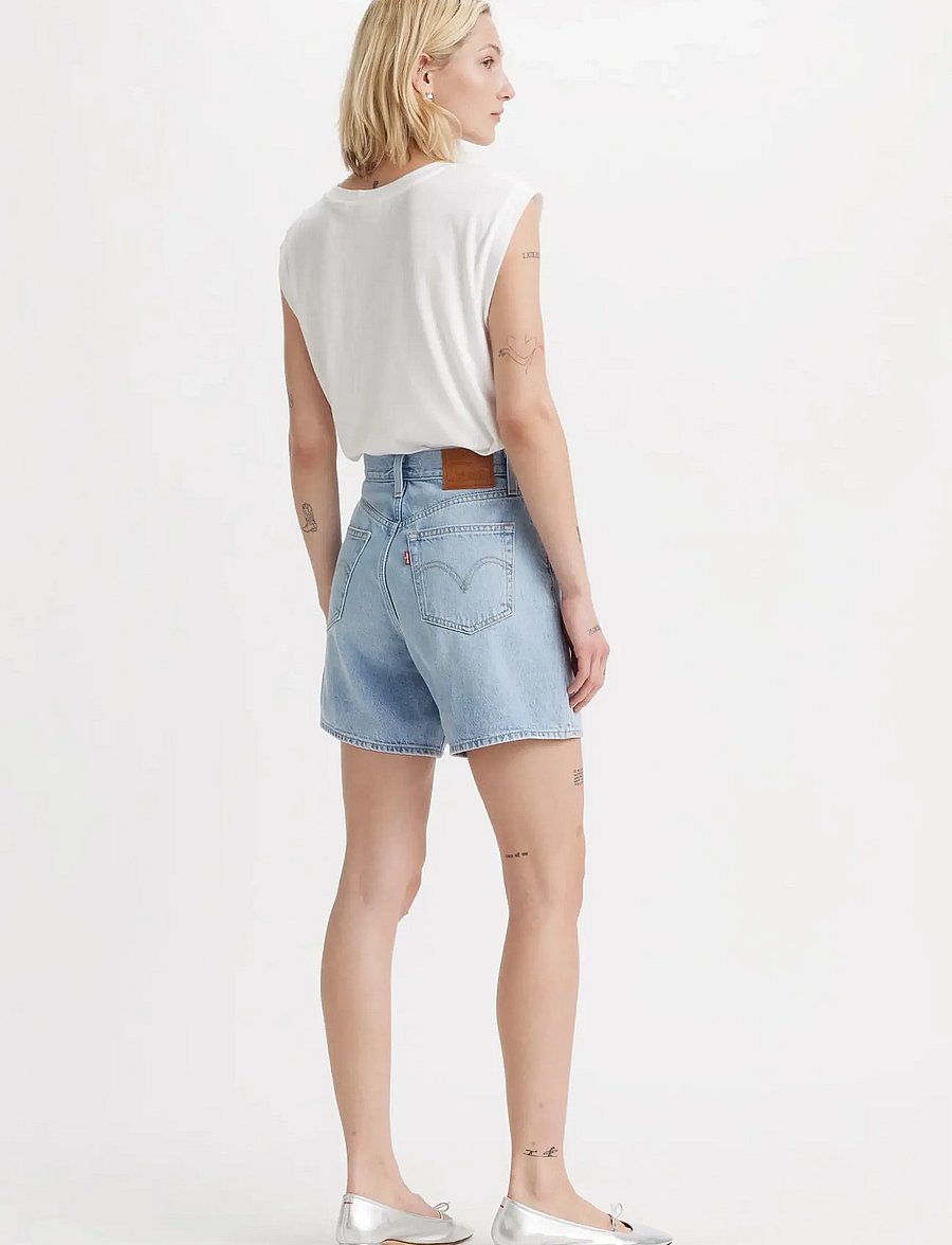 Levi's® - HIGH BAGGY SHORT FAR AND WIDE - jeansshorts - med indigo - flat finish - 4