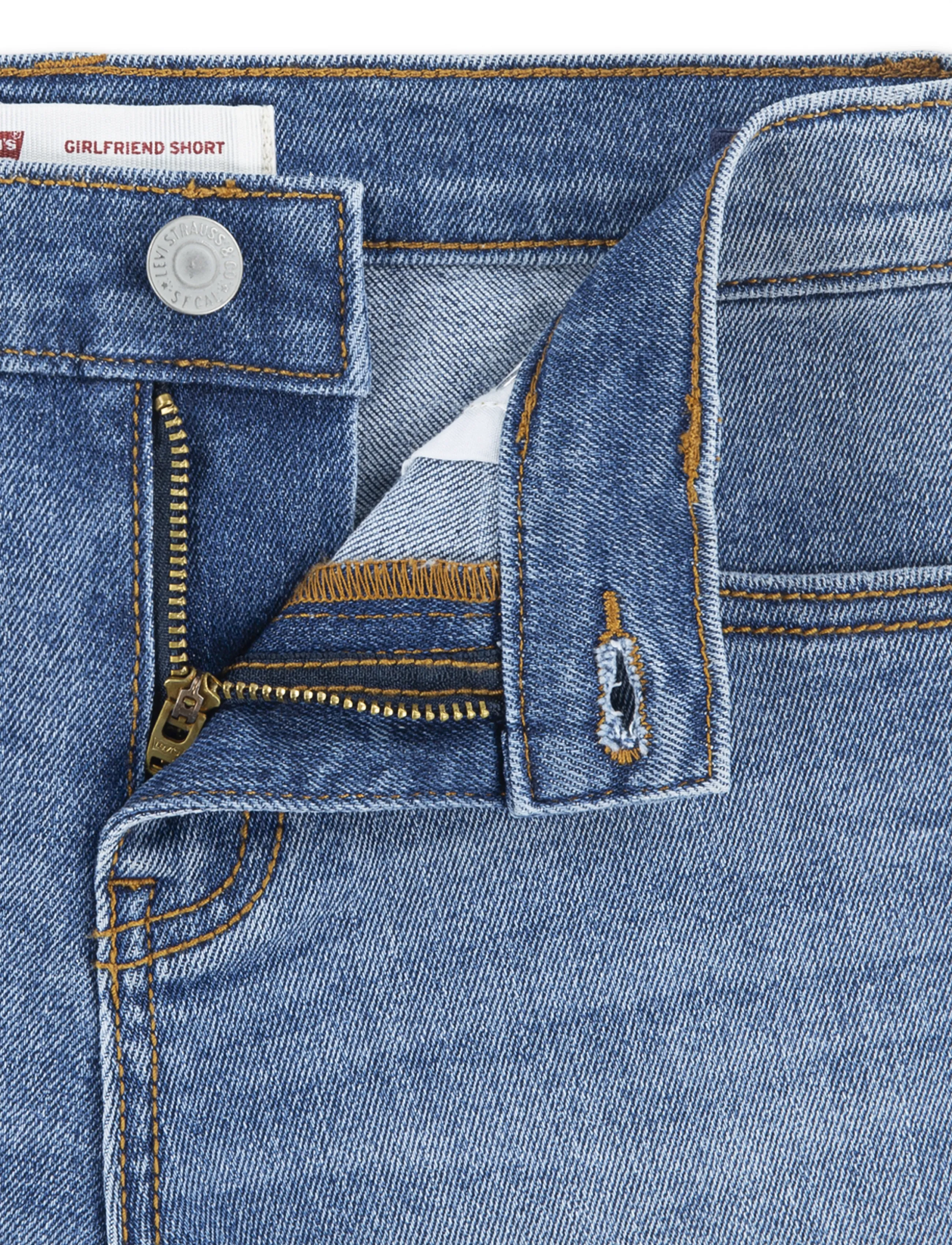 Levi's - Levi's® Girlfriend Shorts - gallastuttbuxur - dance around - 3