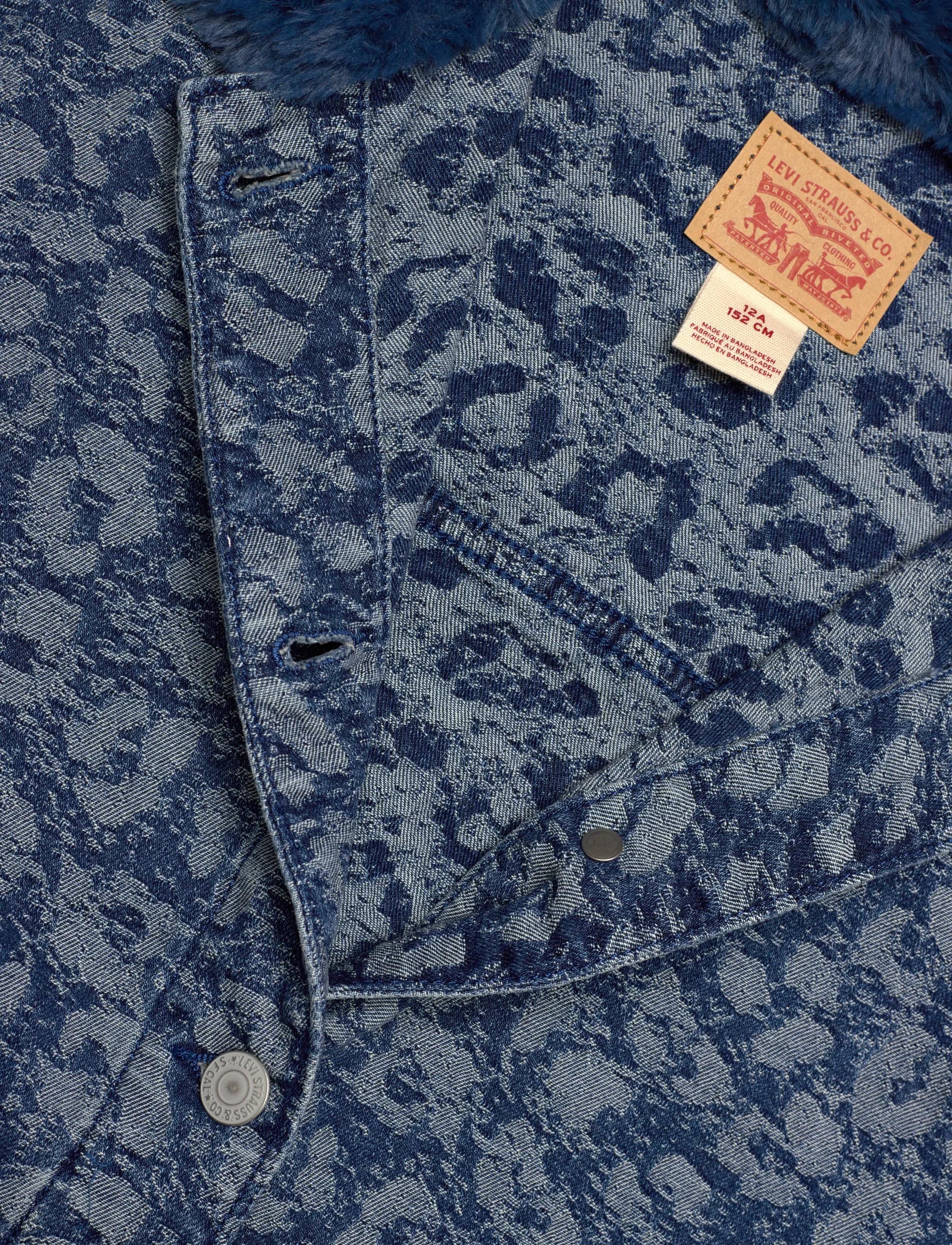 Levi's - Levi's® Fur Collar Leopard Oversized Trucker Jacket - vårjakker - blue - 2