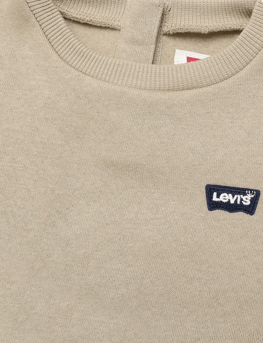 Levi's - Levi's® Core Batwing Crewneck and Jogger Pants 2-Piece Set - sportanzüge - fields of rye - 2