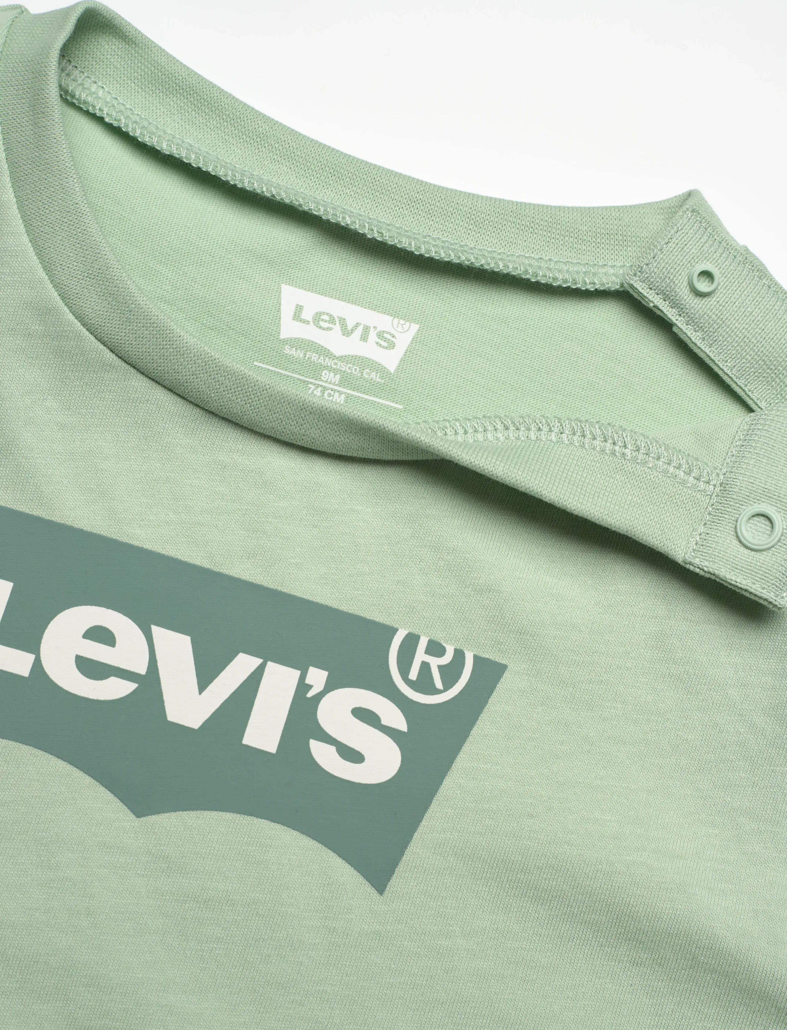 Levi's - TE-S/S TEE - short-sleeved t-shirts - cameo green - 2