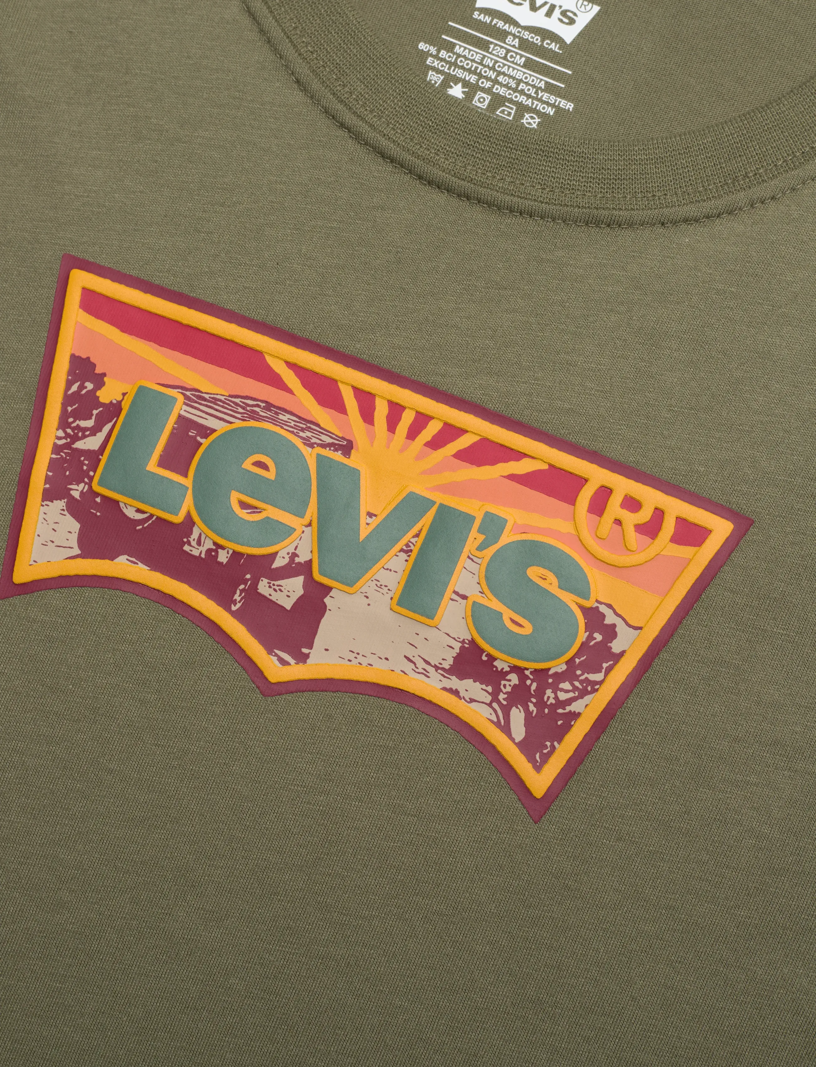 Levi's - Levi's® Sunrise Desert Batwing Tee - short-sleeved - deep lichen green - 2