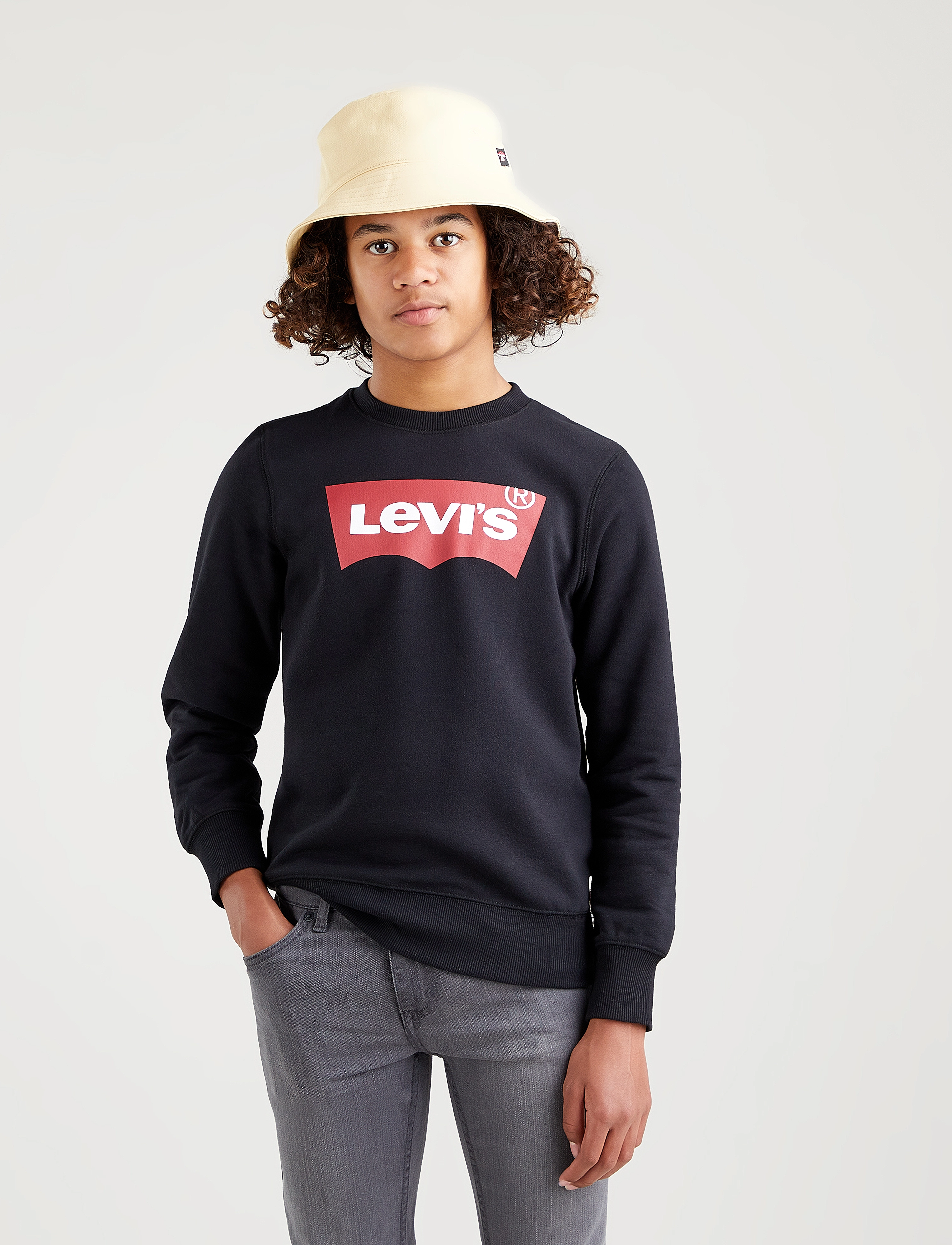 Levi's - Levi's® Batwing Crewneck Sweatshirt - sweatshirts - noir - 4