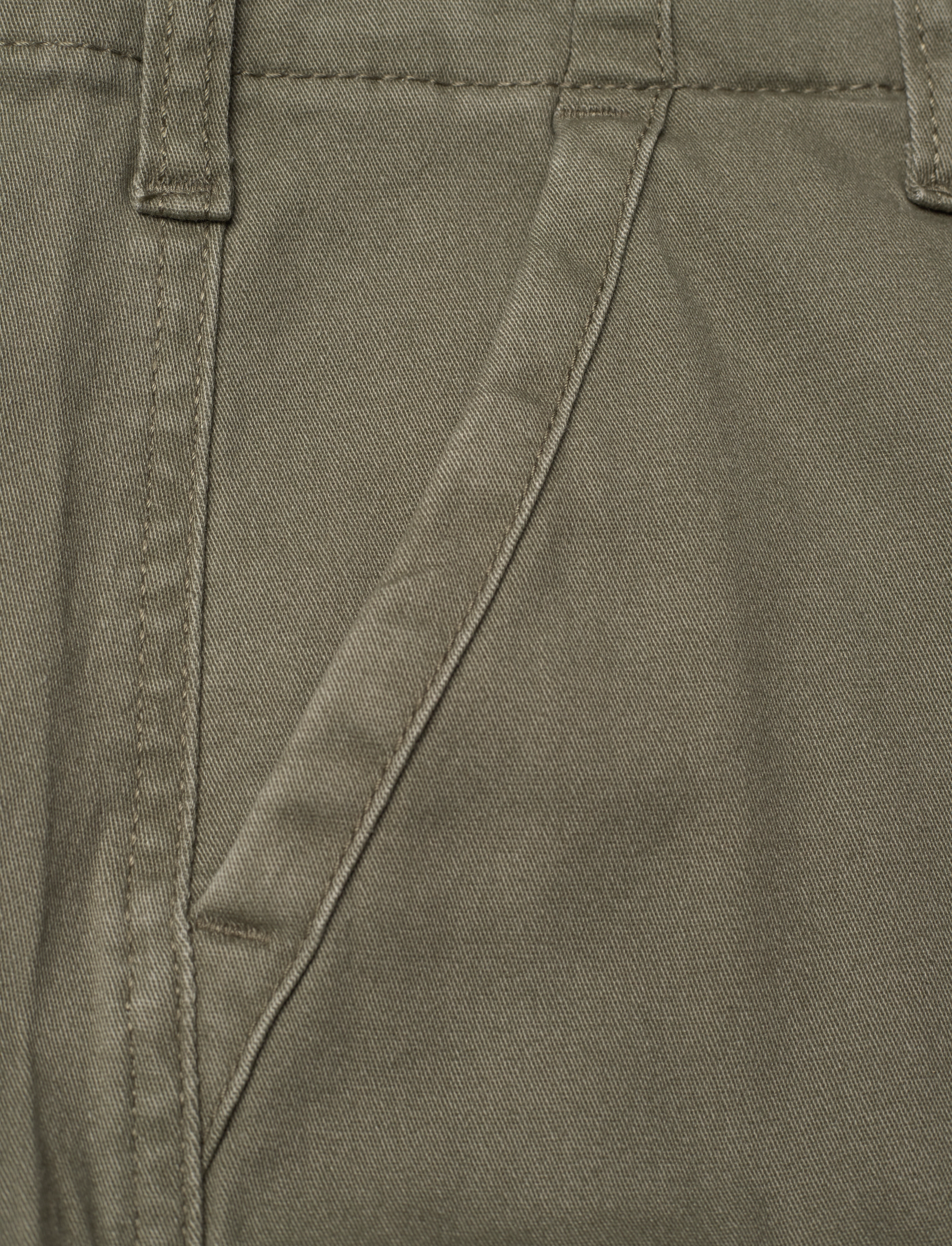 Levi's - NO-NON DENIM SHORTS - deep lichen green - 5
