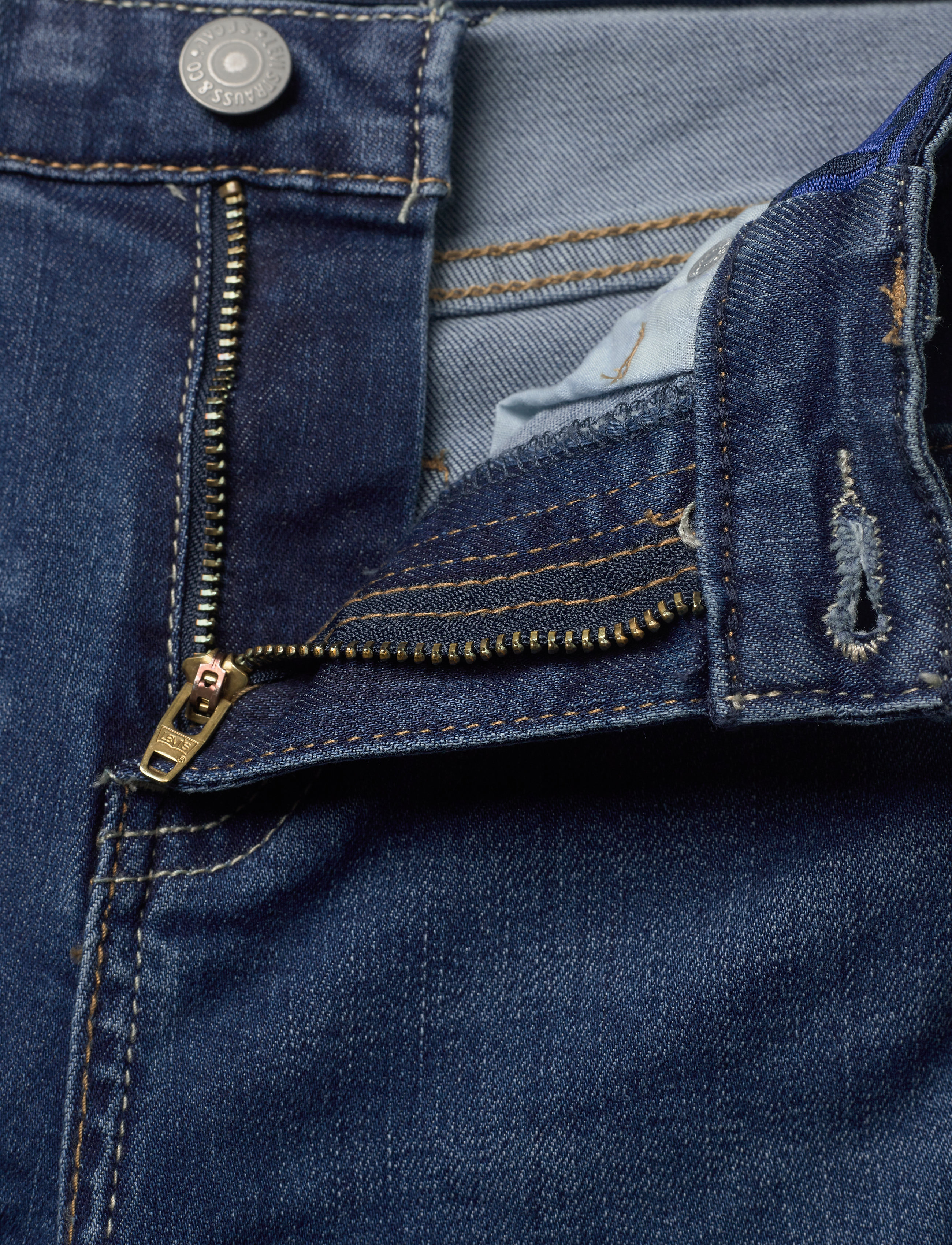 Levi's - Levi's® 512™ Slim Tapered Strong Performance Jeans - melbourne - 3