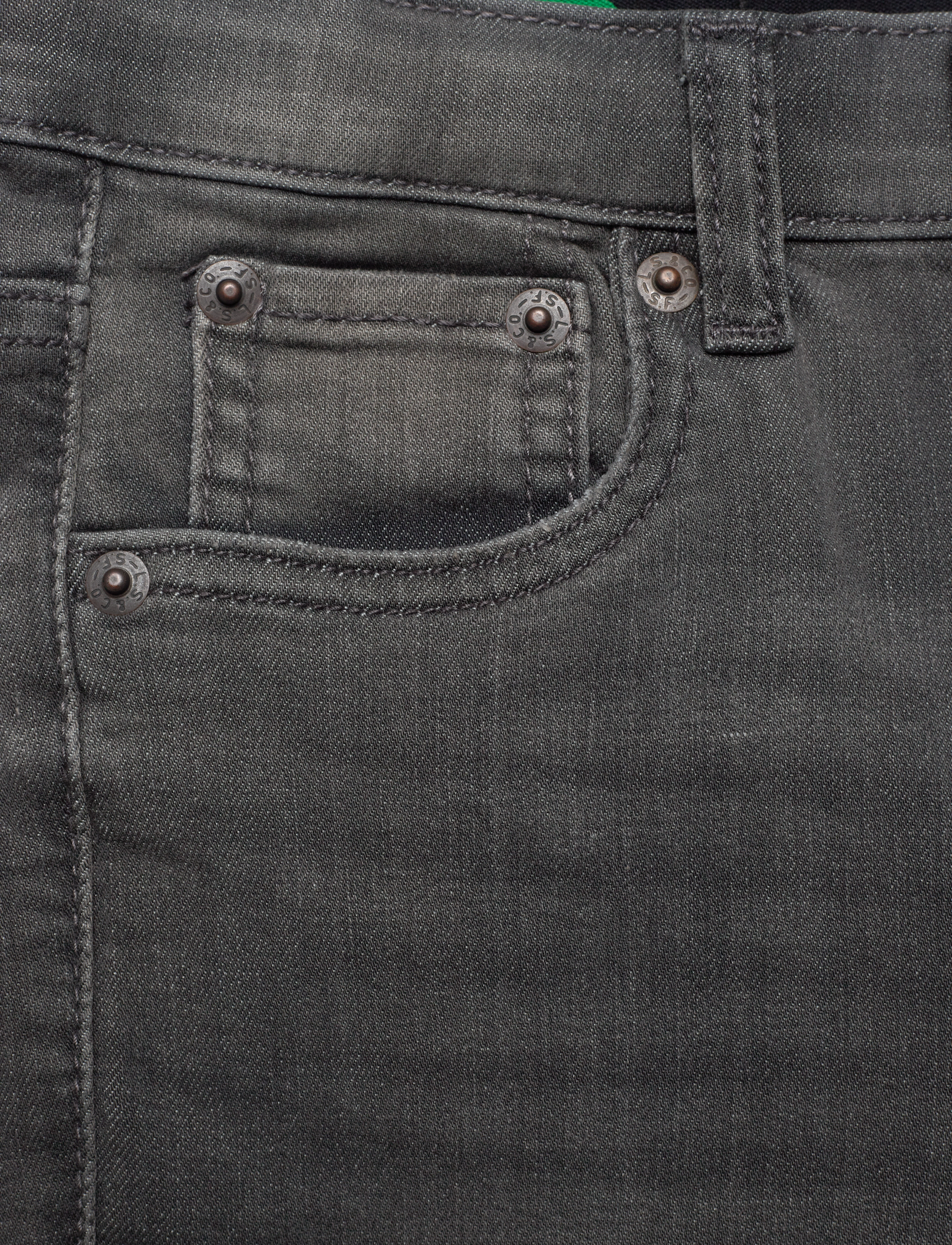 Levi's - LVB SLIM FIT LT WT ECO SHORTS / LVB SLIM FIT LT WT ECO SHORT - grey - 2