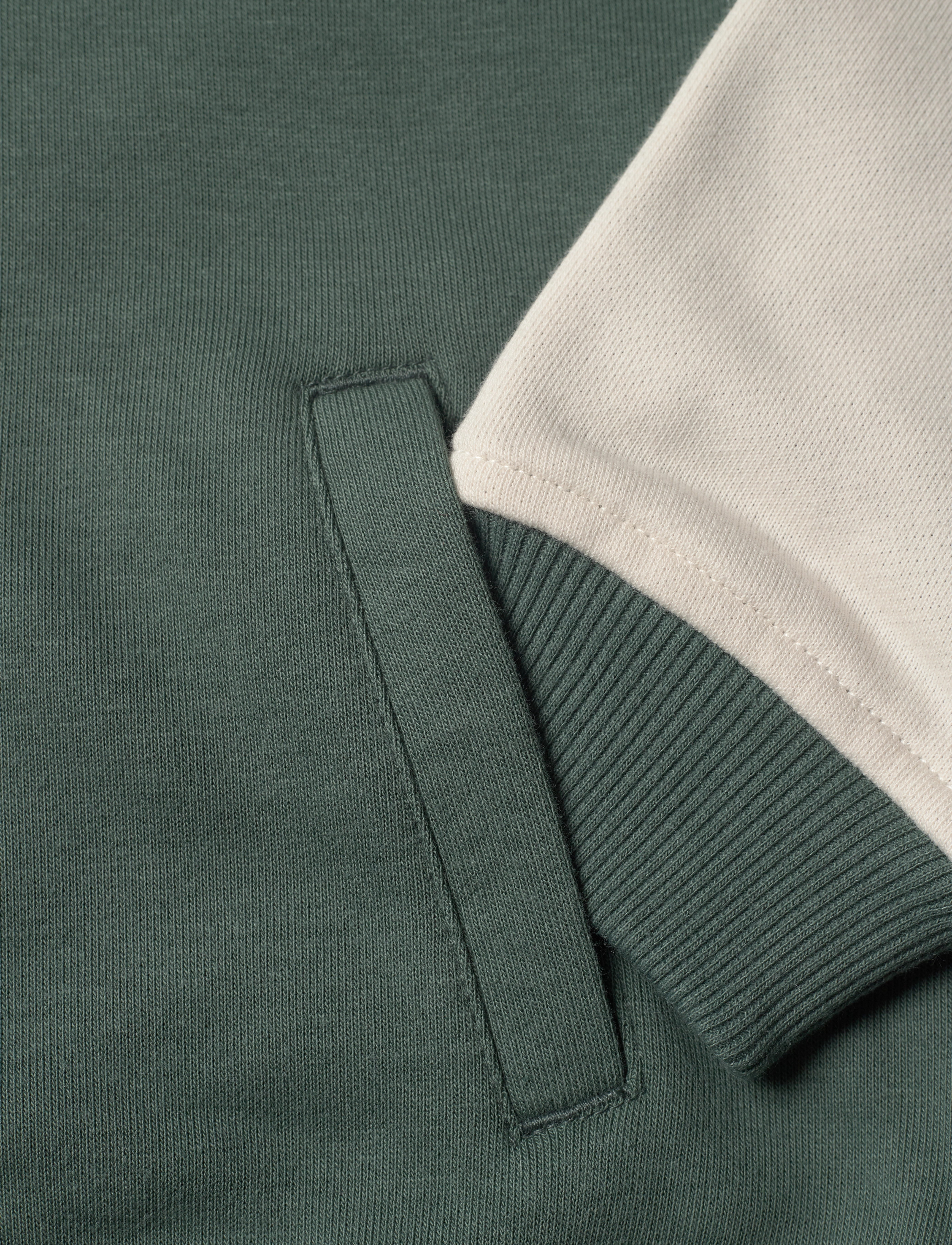 Levi's - Levi's® Prep Sport Bomber Jacket - green - 3
