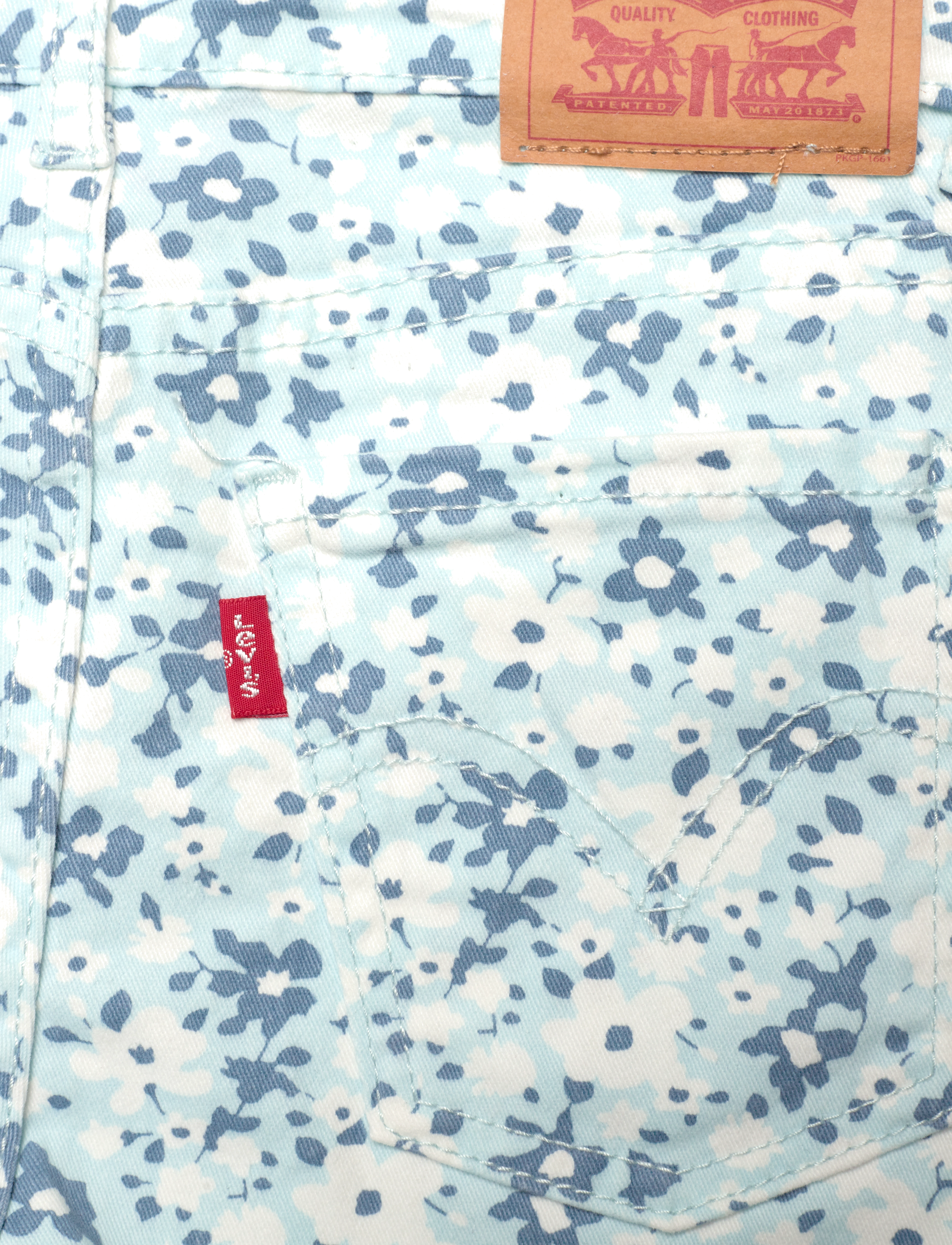 Levi's - Levi's Printed Girlfriend Shorts - blue - 4