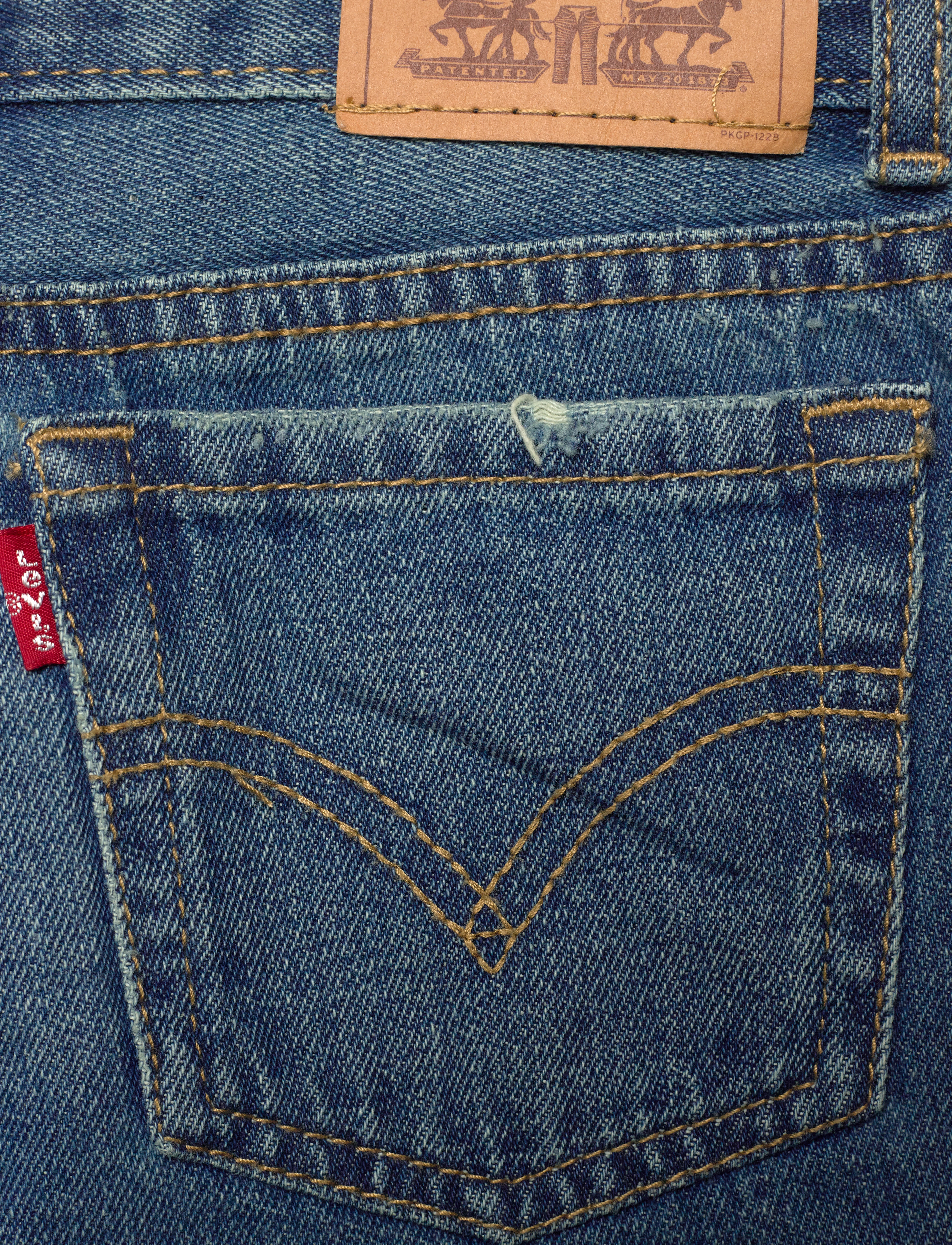 Levi's - Levi's Folded Mini Mom Shorts - middle blue - 4