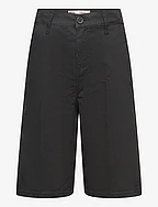 Levi's Bermuda Shorts - BLACK