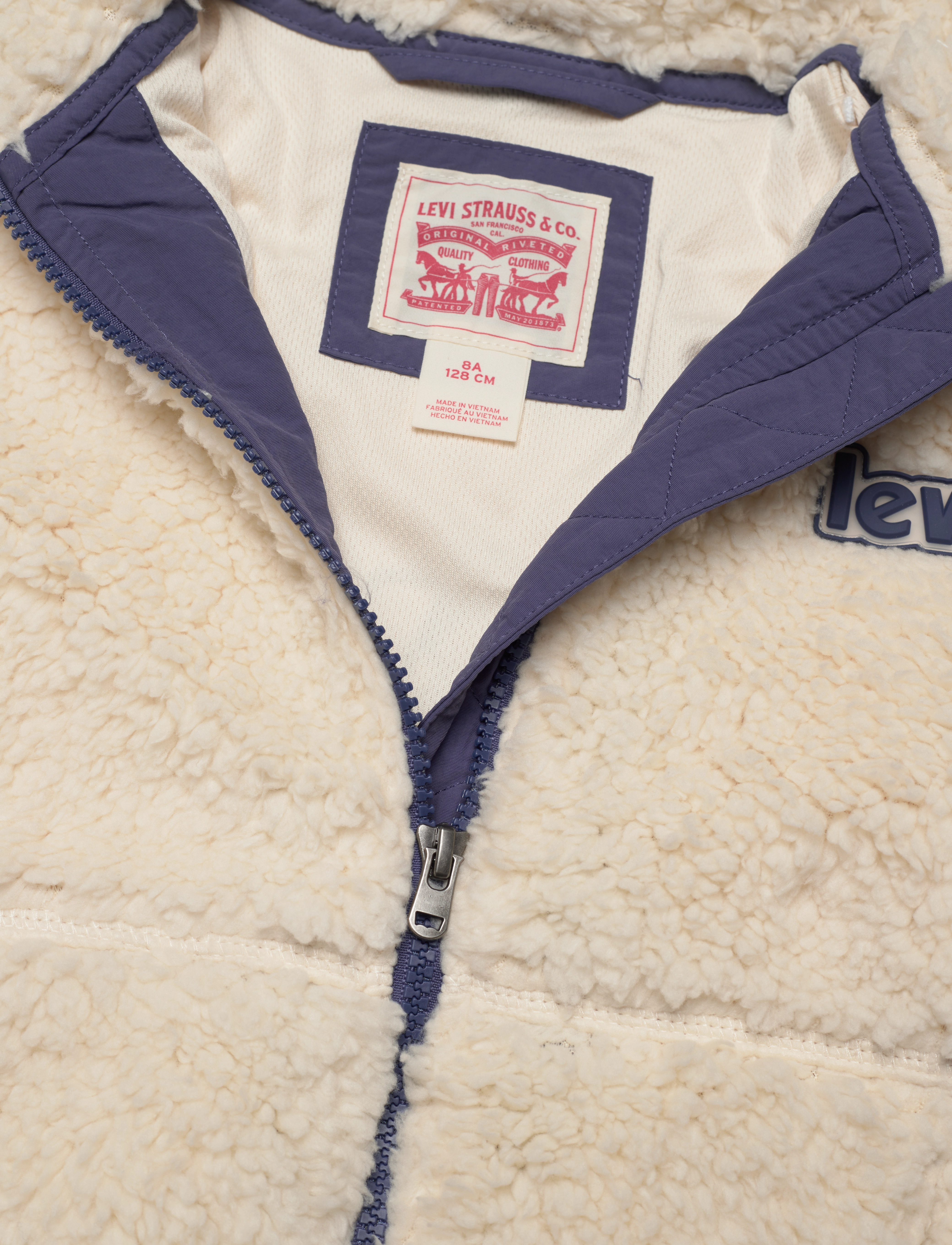 Levi's - Levi's® Boxy Fit Sherpa Jacket - white - 5