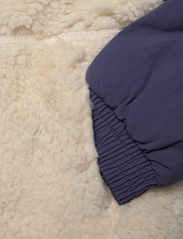 Levi's - Levi's® Boxy Fit Sherpa Jacket - multino audinio striukės - white - 6