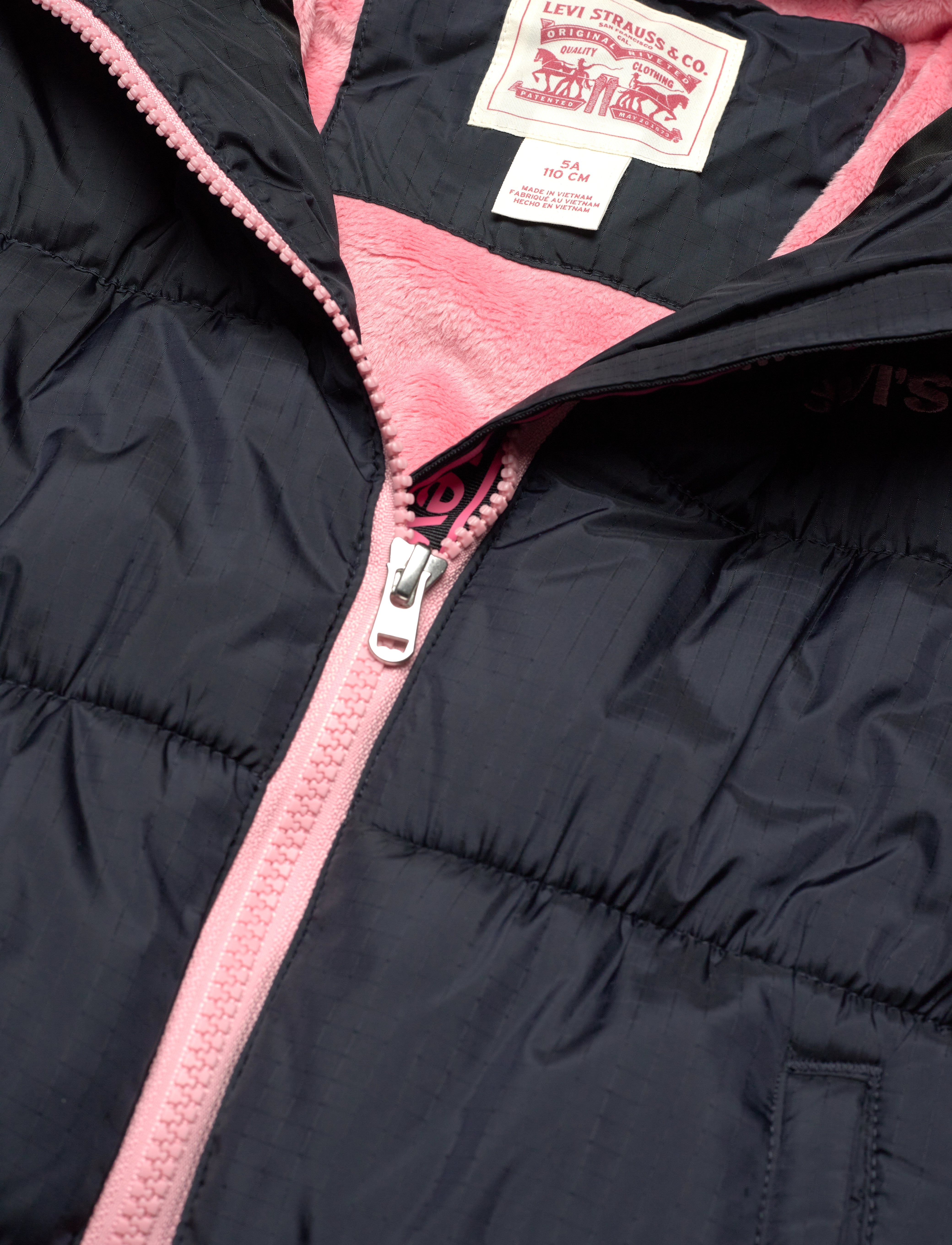 Levi's - Levi's® Essential Puffer Jacket - grey - 2
