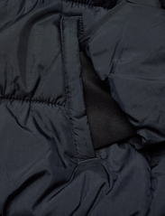 Levi's - Levi's® Essential Puffer Jacket - daunen- und steppjacken - grey - 3