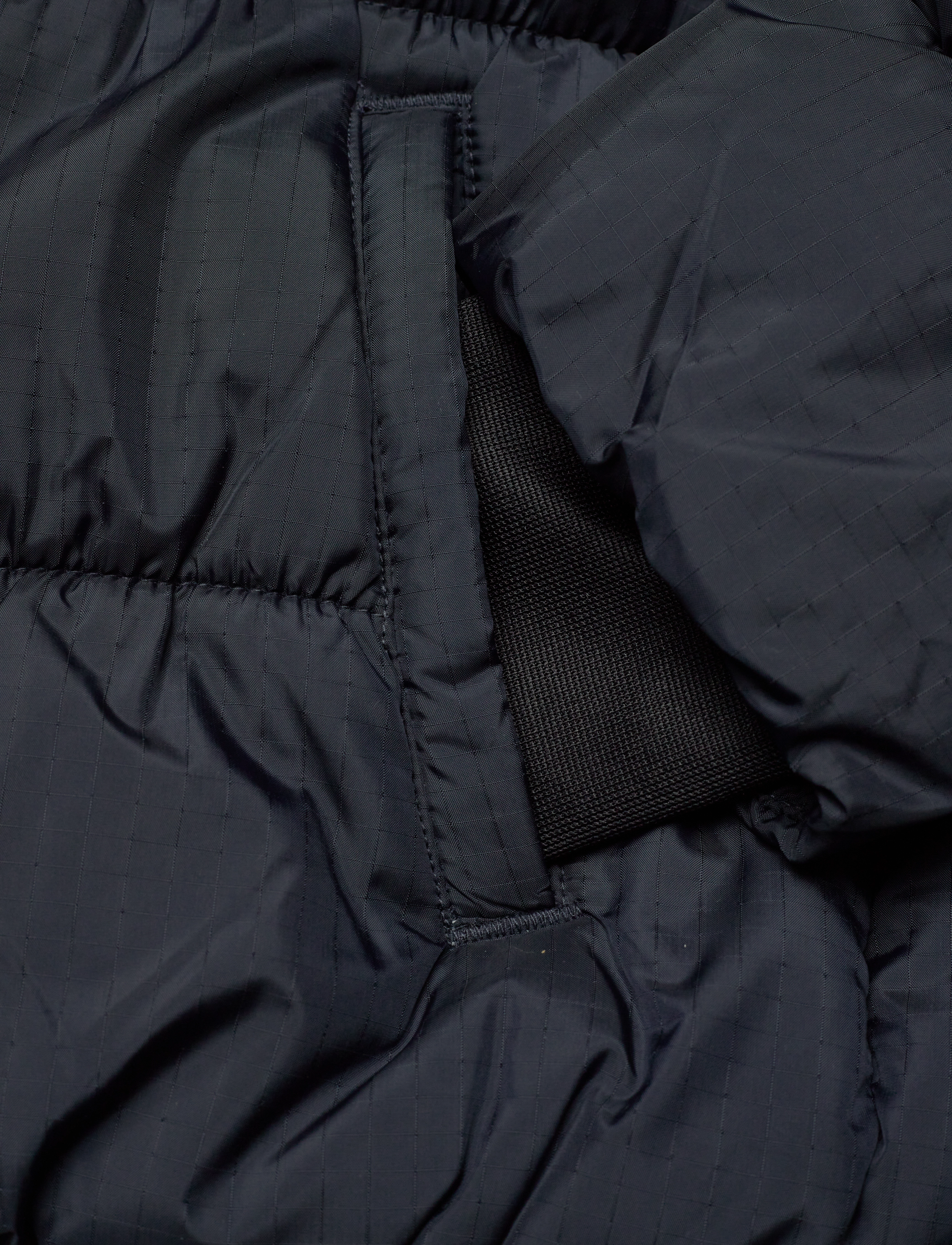 Levi's - Levi's® Essential Puffer Jacket - grey - 3