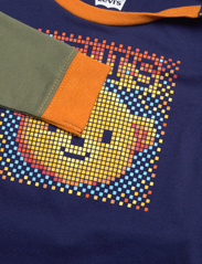 Levi's - Levi's® Pixel Bear Colorblocked Tee - long-sleeved t-shirts - blue - 2