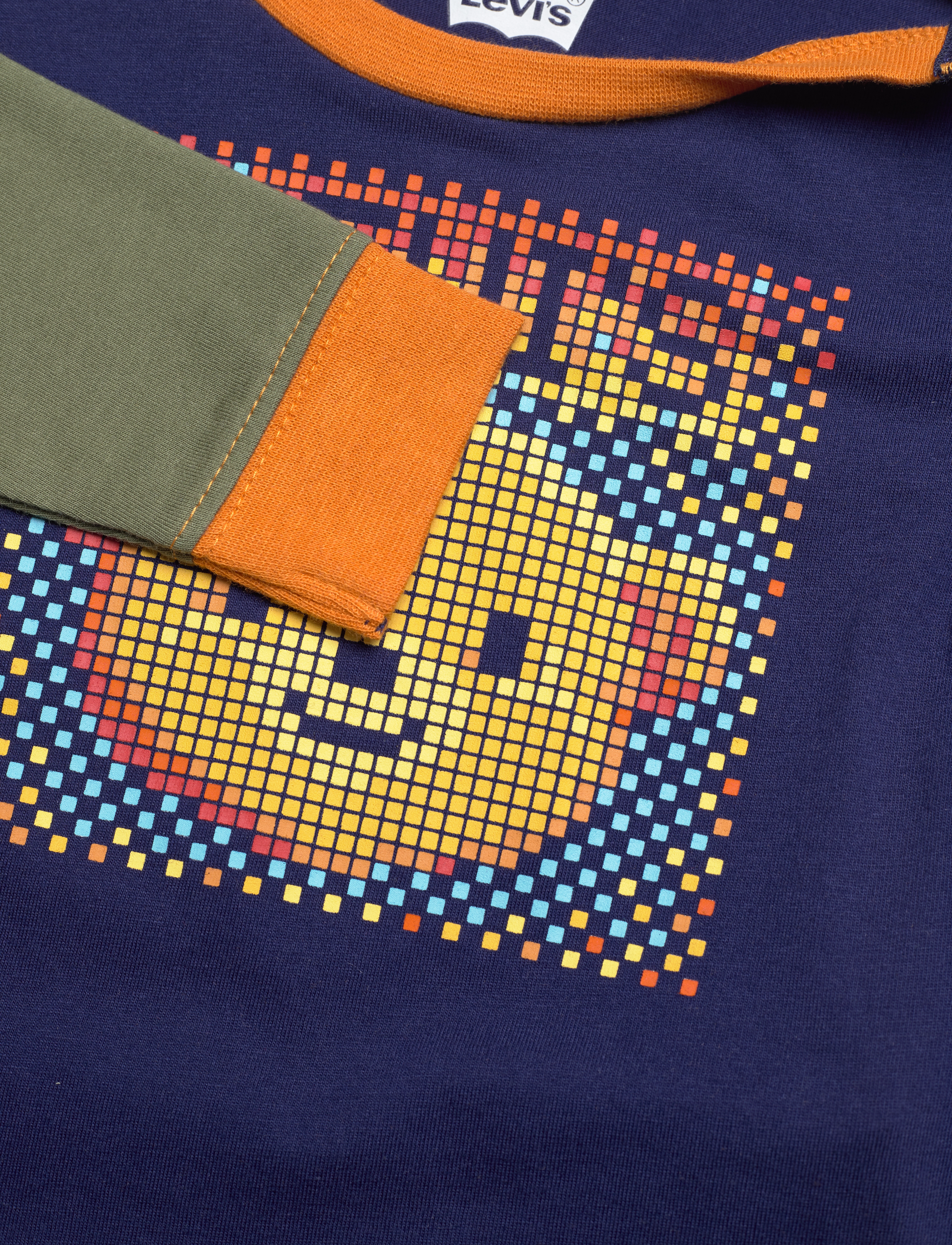Levi's - Levi's® Pixel Bear Colorblocked Tee - blue - 2