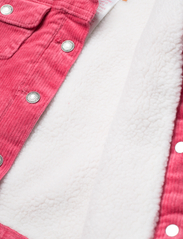 Levi's - Levi's® Baggy Corduroy Trucker Jacket - spring jackets - pink - 3