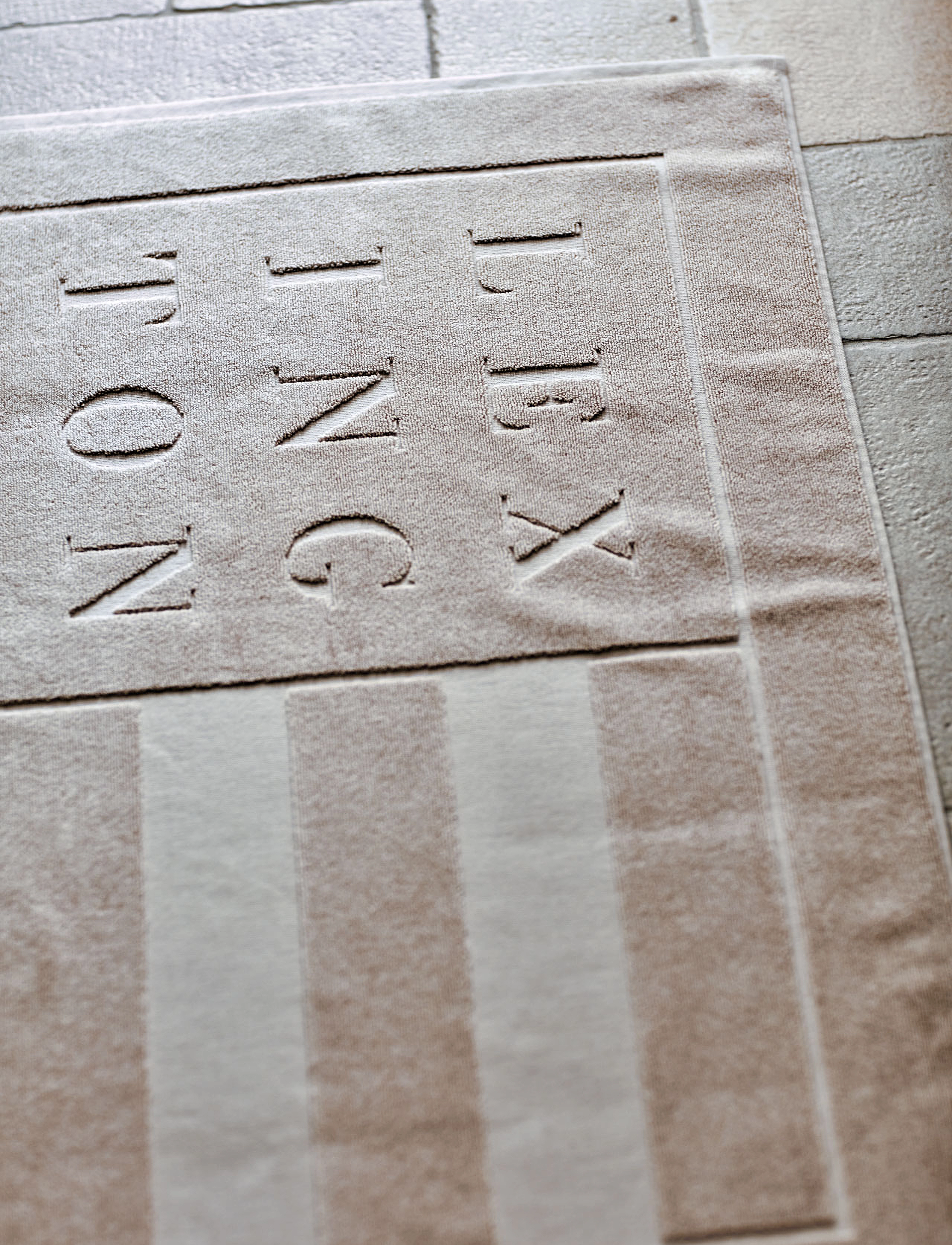 Lexington Home Hotel Bathrug, 60X90 x 90, Rugs & Carpets, Beige - Bath Rugs, Homeware