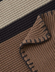 Lexington Home - Striped Knitted Cotton Throw - apklotai ir užtiesalai - brown/lt beige/dk gray - 3