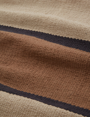 Lexington Home - Striped Organic Cotton Rug - medvilniniai kilimėliai & skudurinis kilimėlis - beige/dk gray - 4