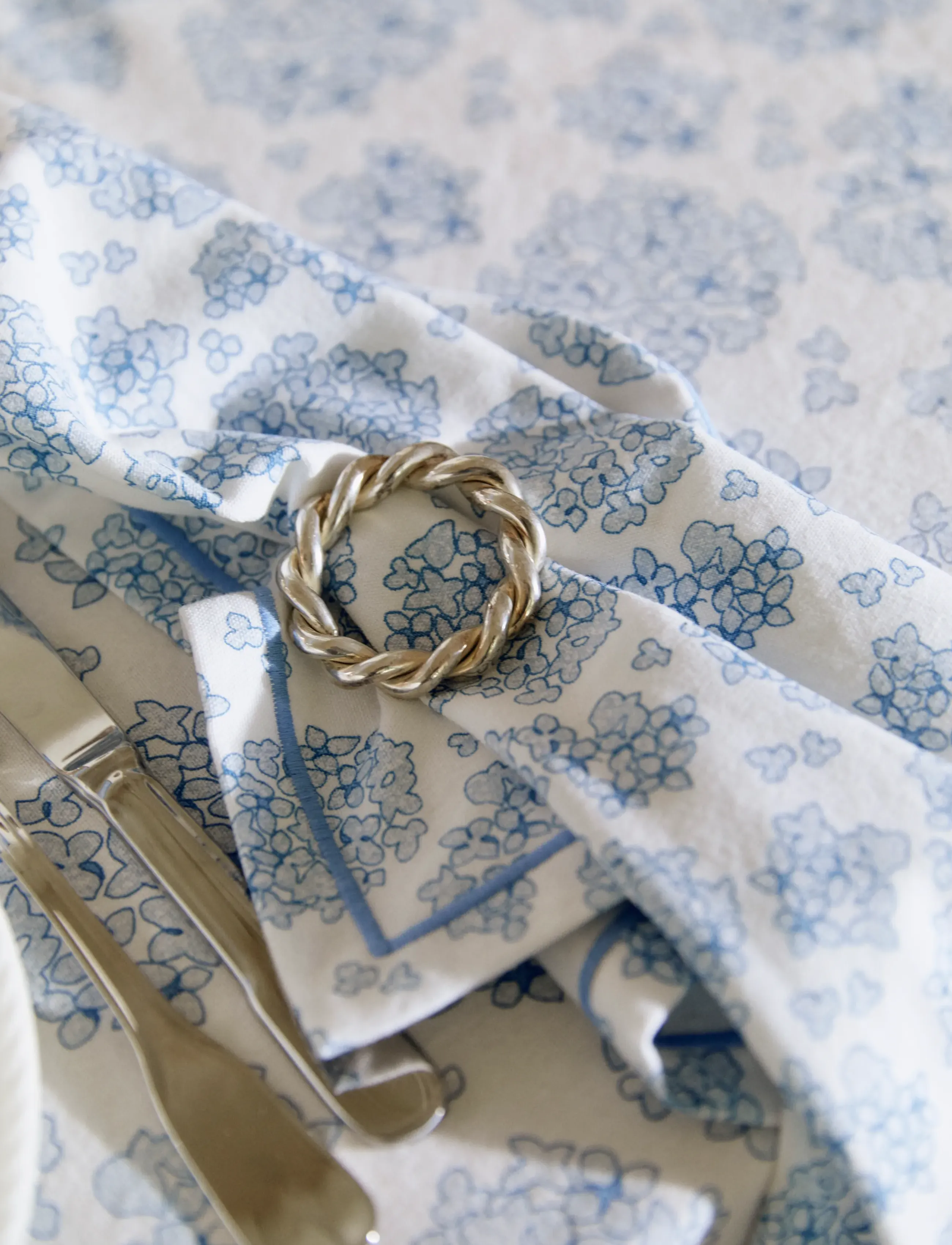 Lexington Home Floral Printed Organic Cotton Tablecloth, 150X250, Kitchen Textiles, Blau - Tablecloths & Table Runners, Homeware