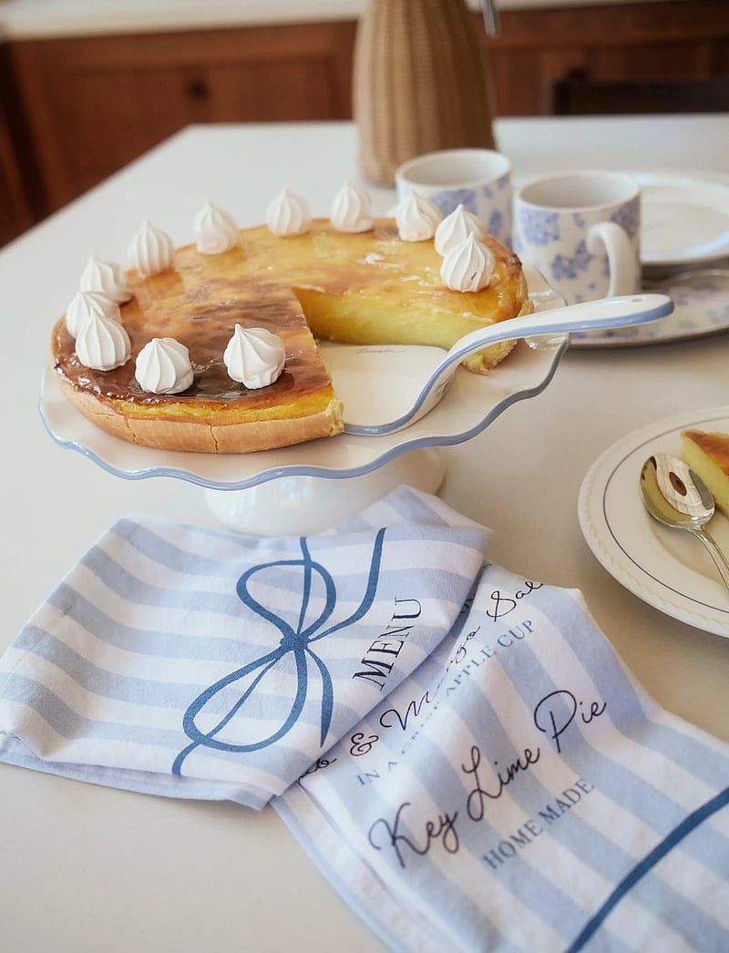 Lexington Home - Garden Party Org Cotton Kitchen Towel - tea towels - green/white - 2