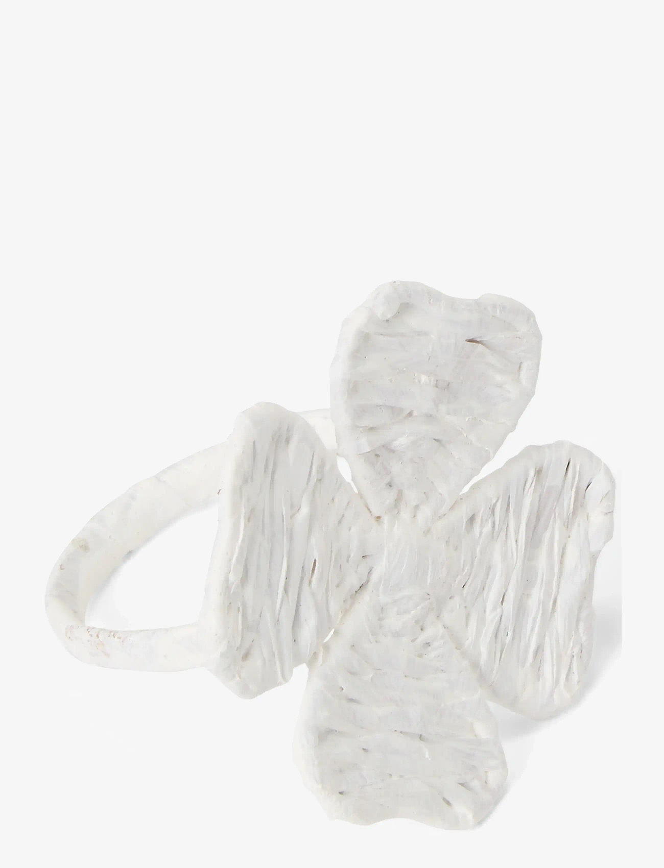 Lexington Home - Raffia Four-Leaf Clover Napkin Ring - white - 2
