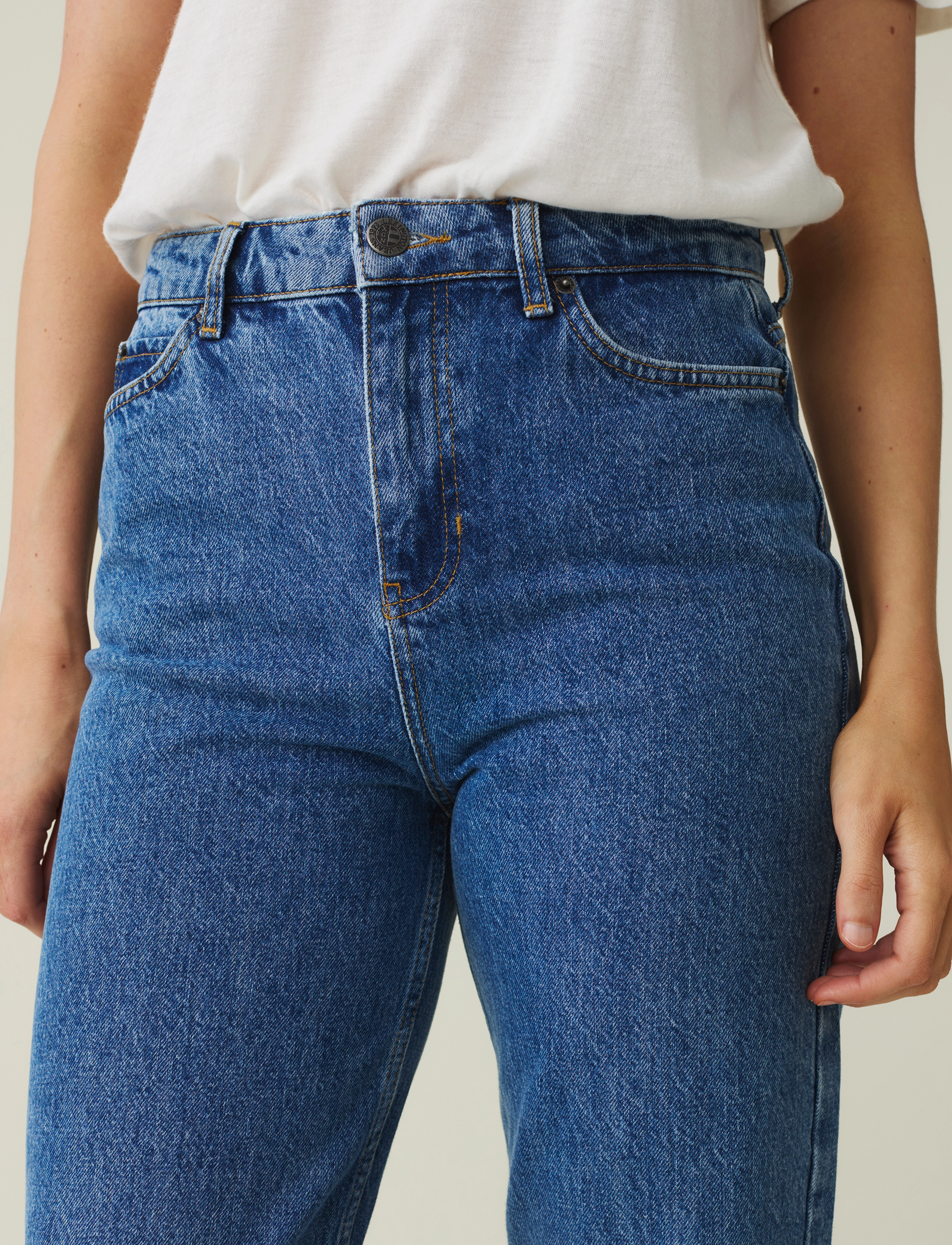 Lexington Clothing - Ashlynn High-Rise Tapered Jeans - tapered jeans - medium blue denim - 3