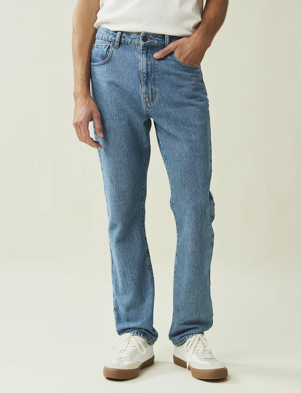 Lexington Clothing - Curt Casual Blue Wash Denim - alt laienevad teksad - lt blue denim - 0