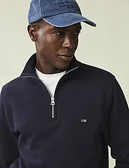 Lexington Clothing - Terrance Organic Cotton Half-Zip Sweatshirt - collegepaidat - dark blue - 4