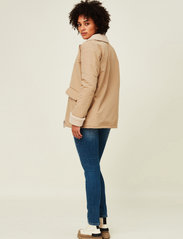 Lexington Clothing - Kendra Sherpa Jacket - winter jackets - beige - 3