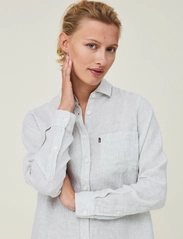 Lexington Clothing - Isa Linen Shirt - hørskjorter - green/white stripe - 4