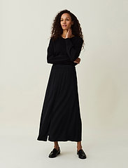 Lexington Clothing - Savannah Viscose Skirt - midi skirts - black - 2