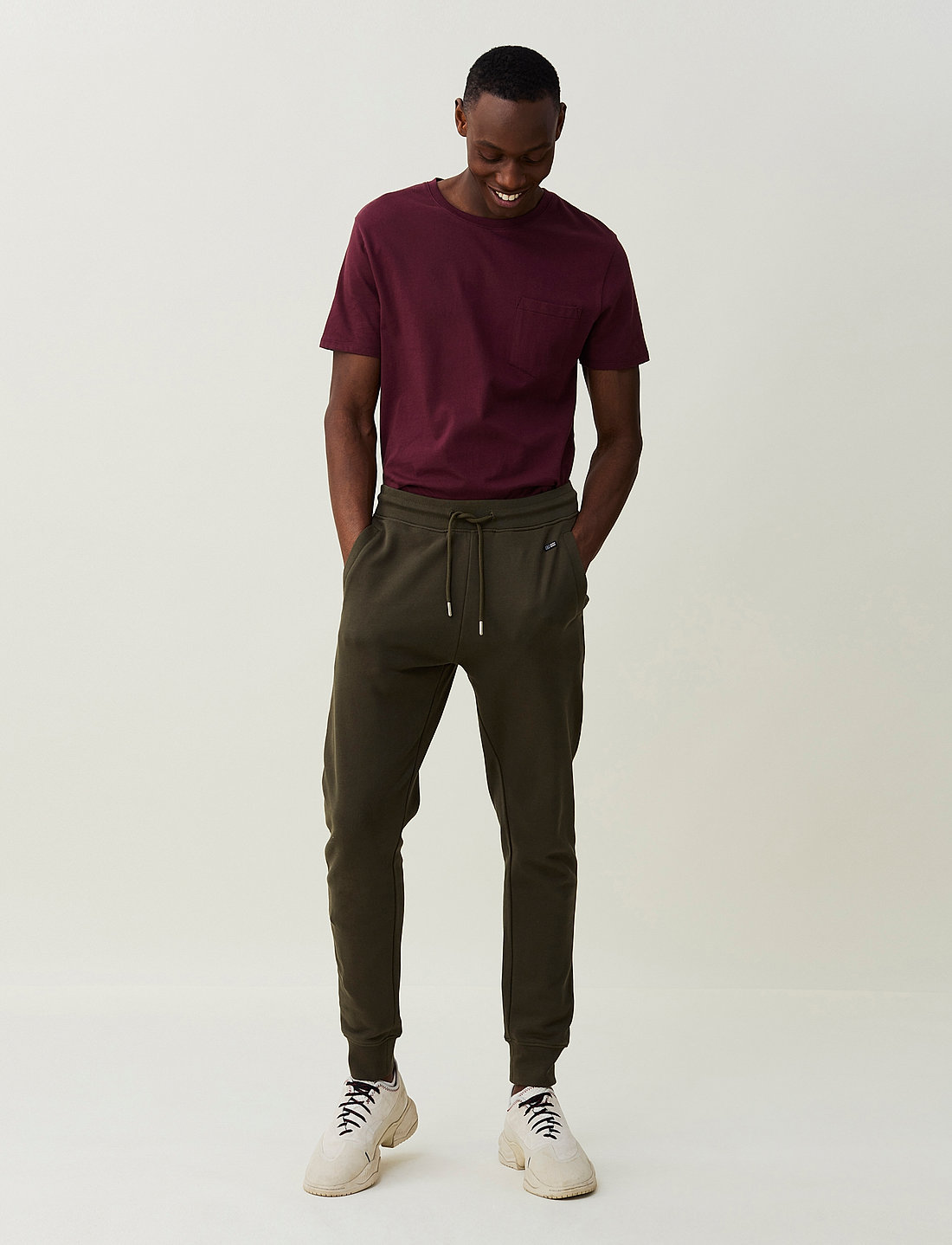 Dark green sweatpants sales