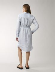 Lexington Clothing - Isa Linen Shirt Dress - sommarklänningar - lt blue/white stripe - 3