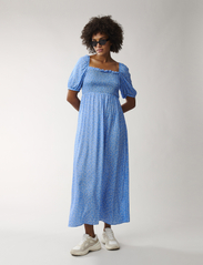 Lexington Clothing - Alaia Printed Dress - sommerkjoler - blue flower print - 2