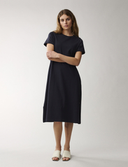 Lexington Clothing - Becky Long Jersey Dress - marškinėlių tipo suknelės - dark blue - 4