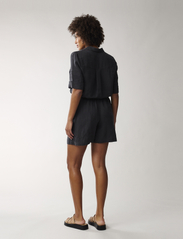 Lexington Clothing - Ruby Linen Shorts - kasdienio stiliaus šortai - dark blue - 3