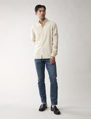 Lexington Clothing - Carl Lyocell Shirt - laisvalaikio marškiniai - light beige - 2