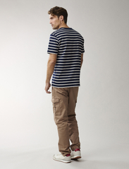 Lexington Clothing - Ricky Striped Tee - dark blue/beige stripe - 3