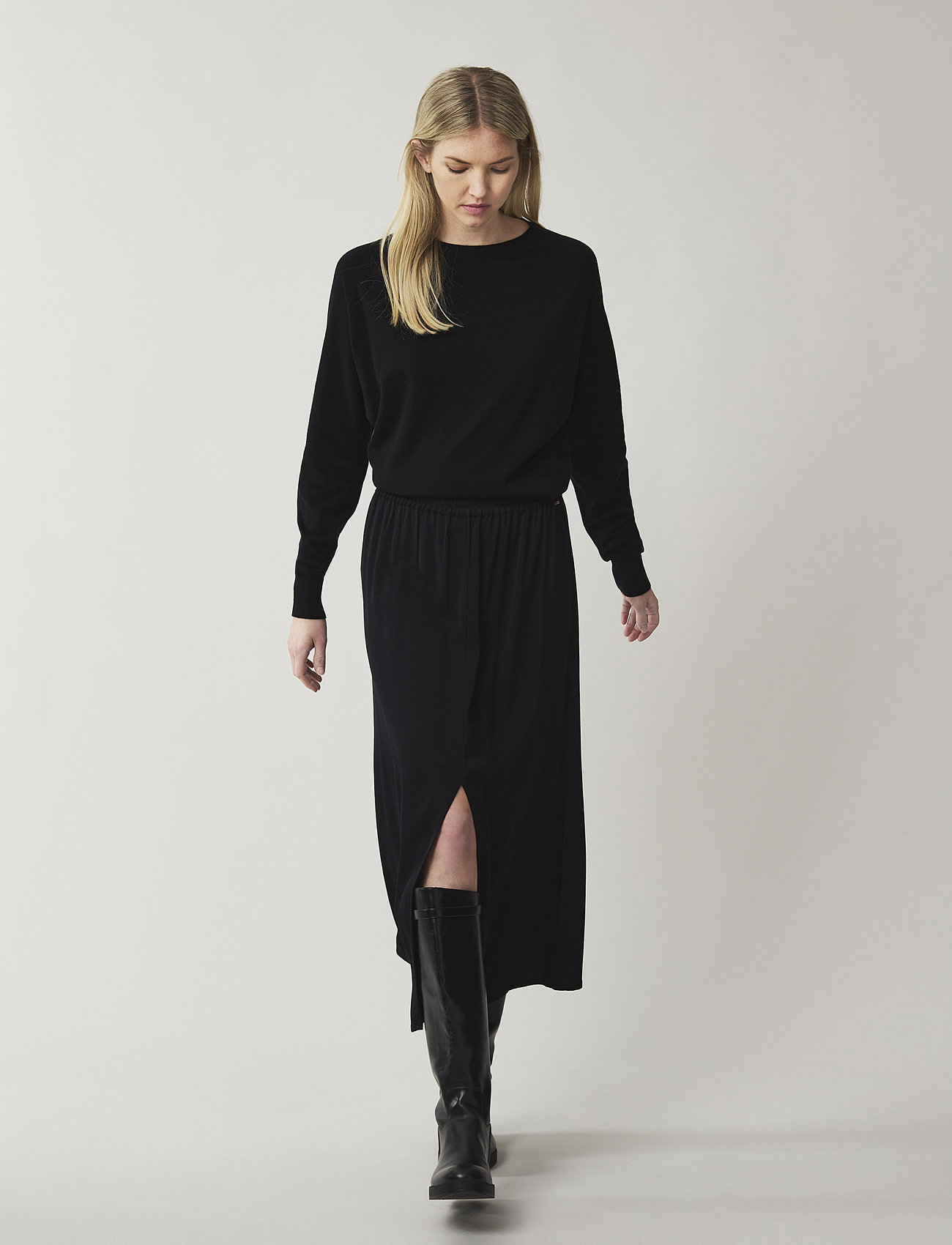 Lexington Clothing - Savannah Viscose Skirt - midi-rokken - black - 1
