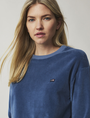 Lexington Clothing - Martha Organic Cotton Velour Sweatshirt - dressipluusid ja kapuutsiga dressipluusid - medium blue - 4
