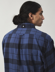 Lexington Clothing - Casual Check Flannel B.D Shirt - casual skjortor - blue multi check - 3