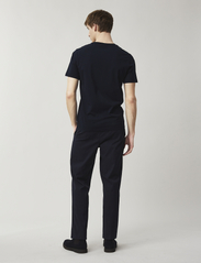 Lexington Clothing - Mac Casual Print Tee - short-sleeved t-shirts - dark blue - 2