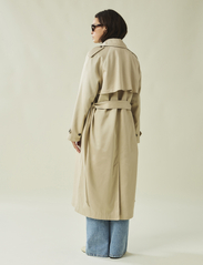 Lexington Clothing - Angelina Lyocell Blend Trench Coat - kevadjakid - beige - 2