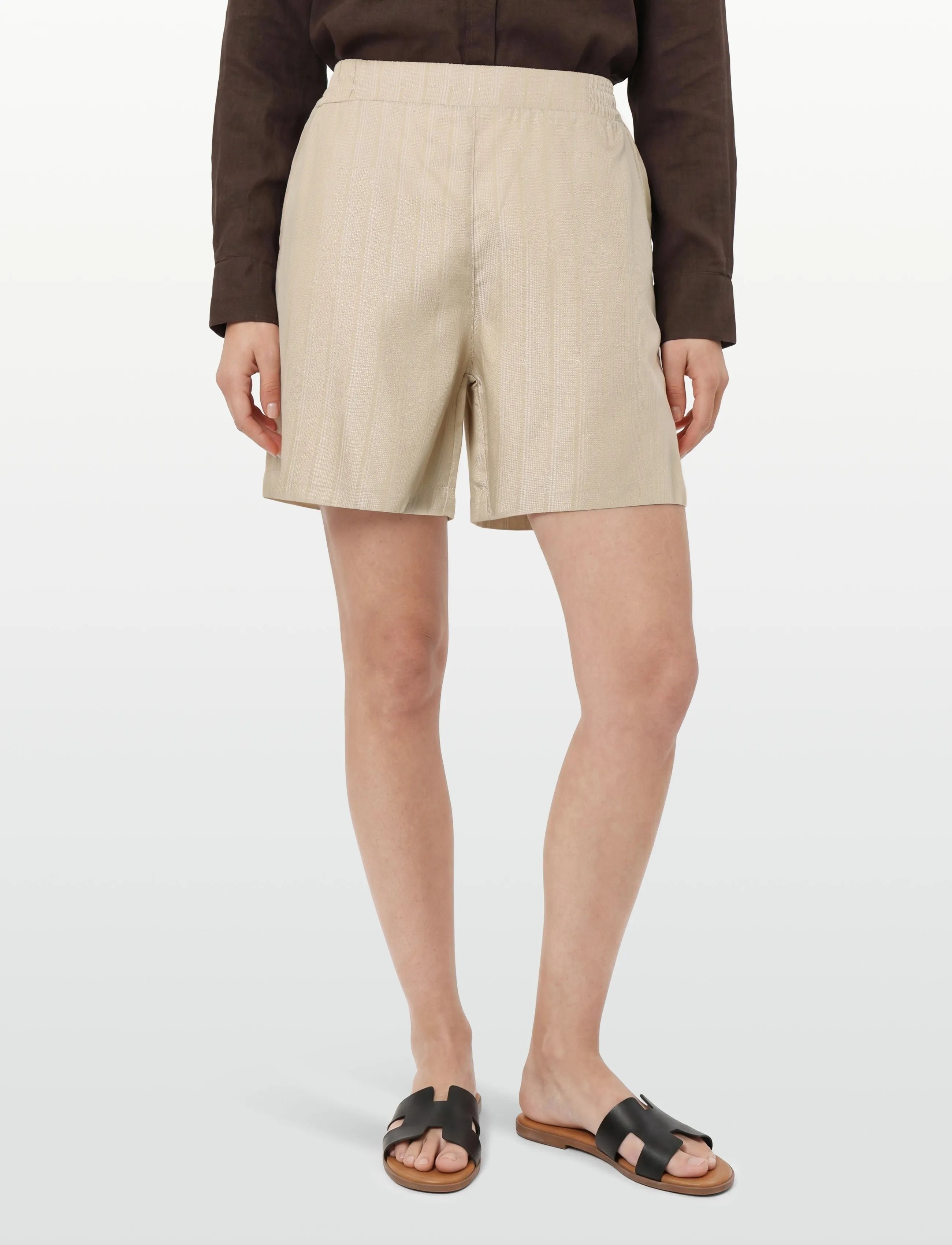 Lexington Clothing - Ruby Jacquard Stripe Lyocell Shorts - casual shorts - beige/white stripe - 3