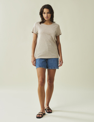 Lexington Clothing - Ashley Jersey Tee - t-shirts - beige melange - 0