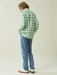 Lexington Clothing - Casual Flannel Check B.D Shirt - checkered shirts - green/white check - 3